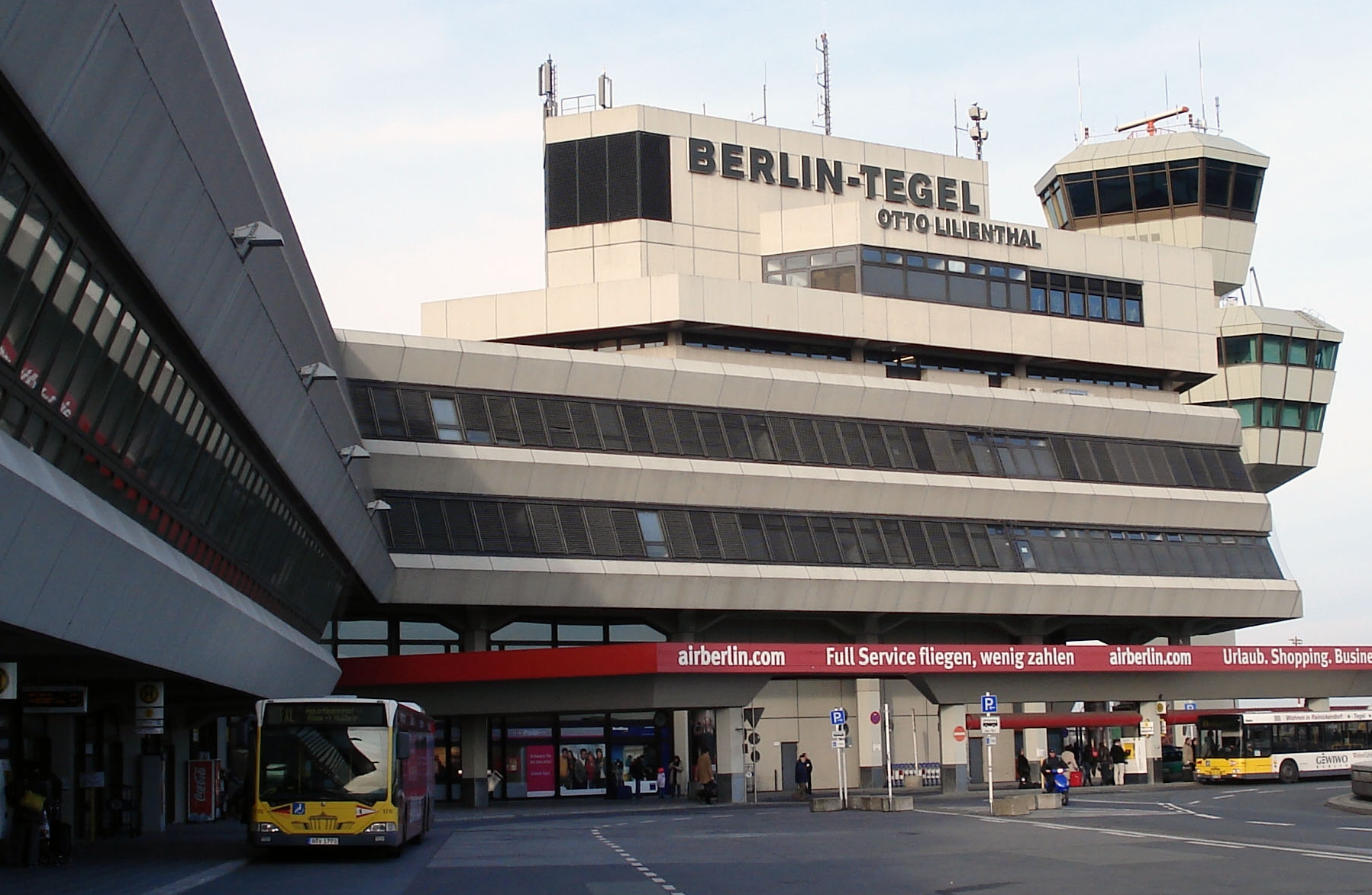 Parken Flughafen Berlin Tegel Online Buchen www.parklot.cz