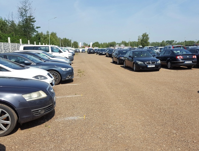 zdjęcie Parkplatz AAP-66 parking Pyrzowice