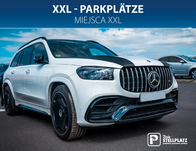 Dein Stellplatz Parking P2. Duży SUV zaparkowany na przestronnym miejscu, napis „XXL-Parkplätze / miejsca XXL”.