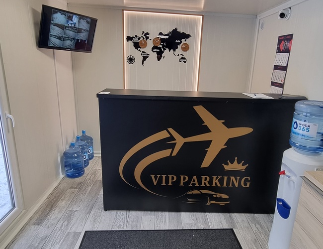 VIP Parking U Leti t Fr d rica Chopina Var ava Ok cie Rezervujte 