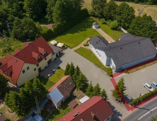 Plac parkingowy zdjęcie z lotu ptaka