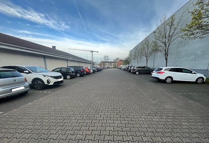 Long Term Parking Frankfurt International Airport www.parklot.de