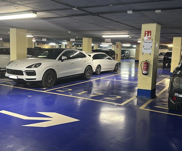 Parking Car and Fly Garage Valet Autovia de Castelldefels, 98, 08850 Gavà, Barcelona, Hiszpania