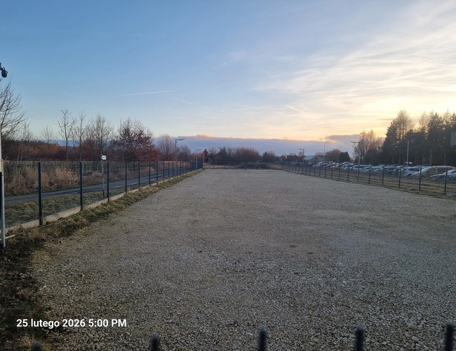 Plac parkingowy - widok ogólny