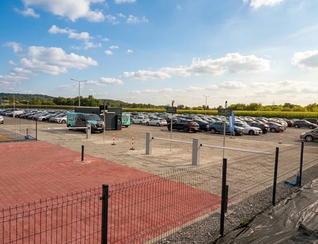 plac parkingowy
