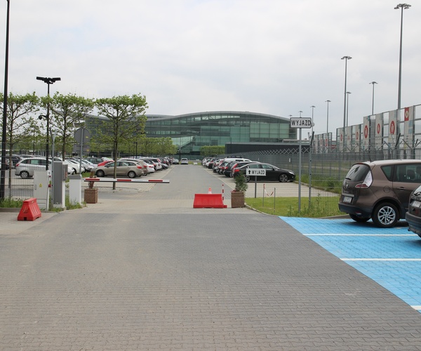Oficjalny Parking Lotnisko Wrocław Strachowice Graniczna 190, 54-530 Wrocław