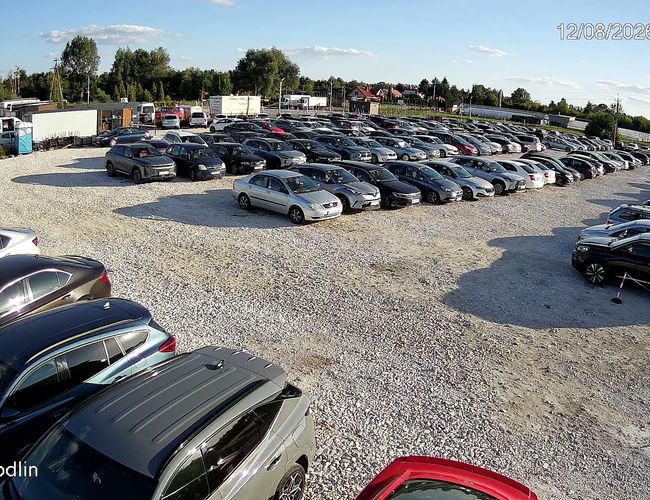 Plac parkingowy - widok ogólny