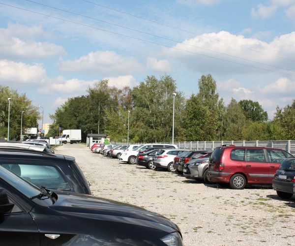 Parking Pienista 32 Pienista 32, 94-109 Łódź