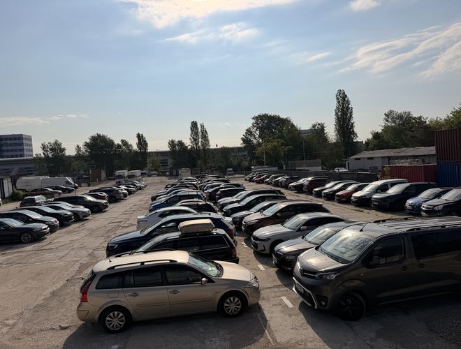 Lux Parking - Premium - recepcja oraz bus