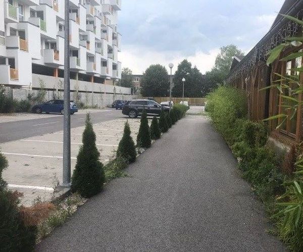 Parking Letisko Parkovisko Ivanská cesta 16945/15A, 821 04 Bratislava, Słowacja