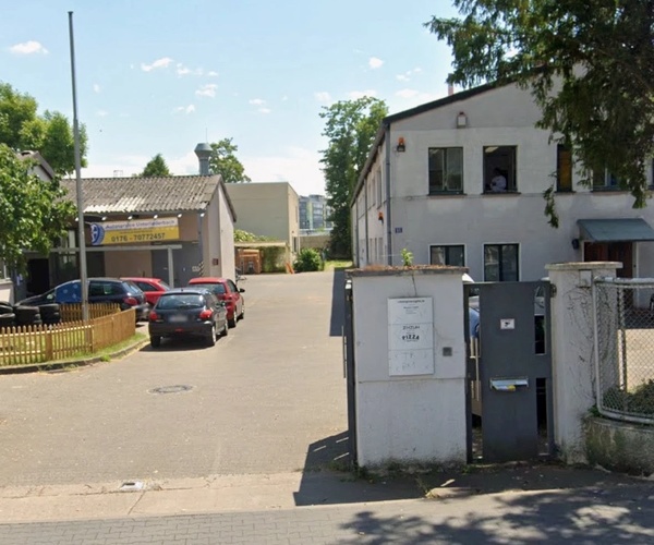 Parkplatz ParkPoint24 Valet Silostraße 55, 65929 Frankfurt am Main, Niemcy